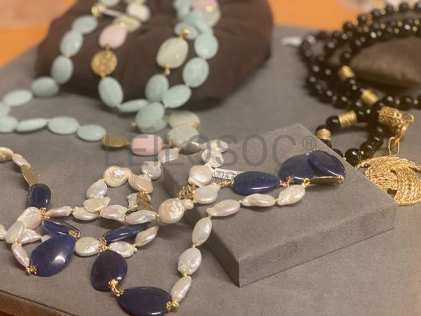 Fios de Prata e Outros Materiais