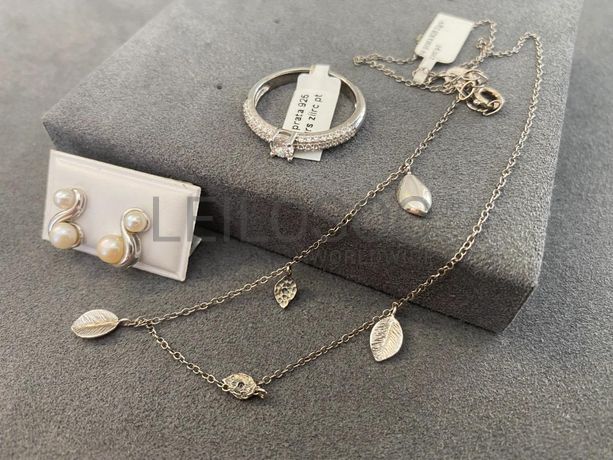 Par de brincos + Anel em prata + Colar em Prata