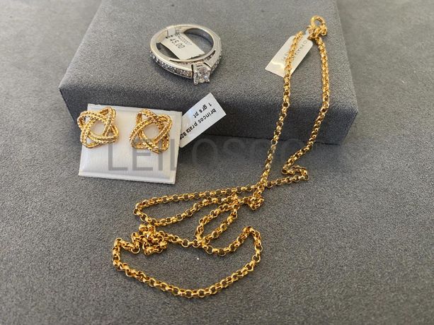 Par de brincos + Anel em prata + Colar em Prata