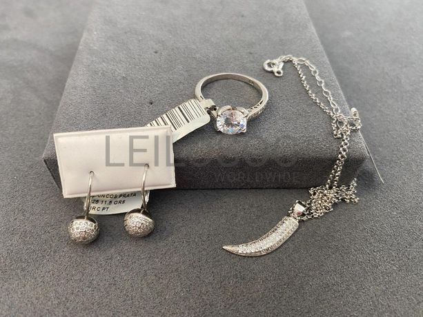 Par de brincos + Anel em prata + Colar em Prata