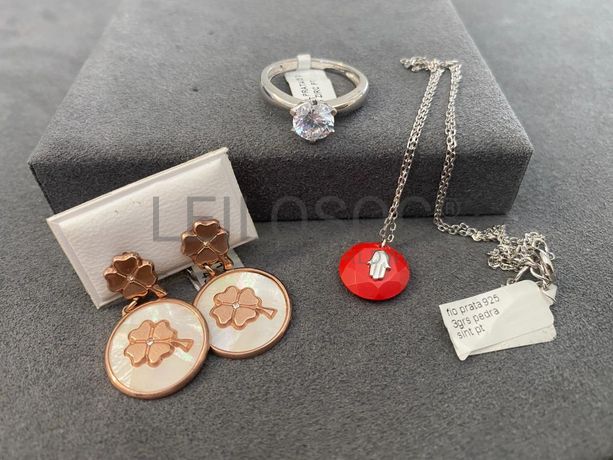 Par de brincos + Anel em prata + Colar em Prata