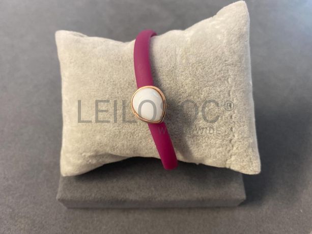 Pulseiras em prata e outros materiais