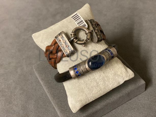 Pulseiras em prata e outros materiais