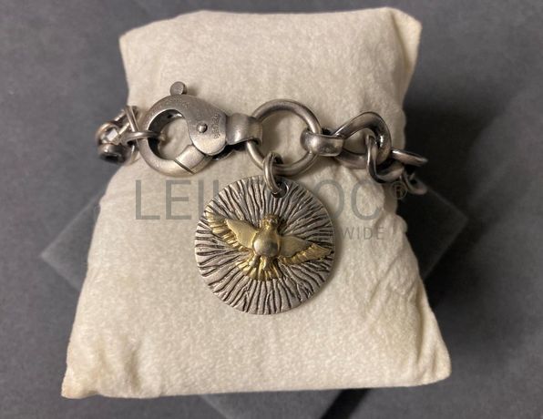 Pulseiras em prata e outros materiais