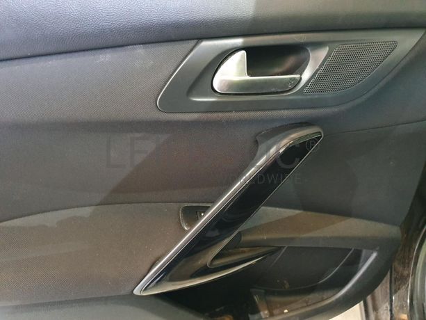 Peugeot 508 SW 1.6 HDI · Ano 2012