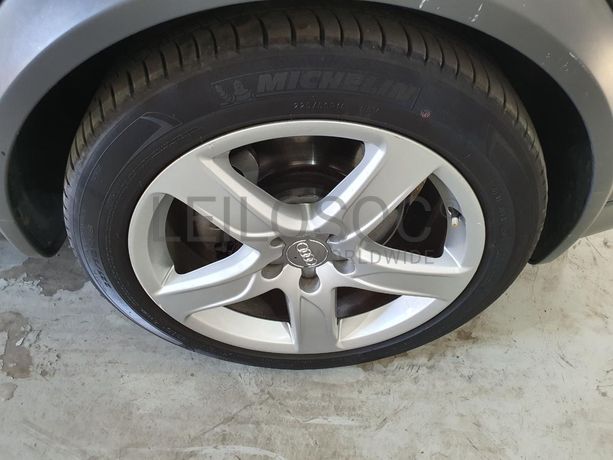 Audi Allroad Quattro 2.5 TDI · Ano 2005