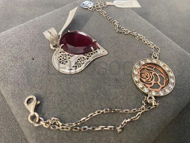 Pulseiras em prata e outros materiais + Medalha em Filigrana