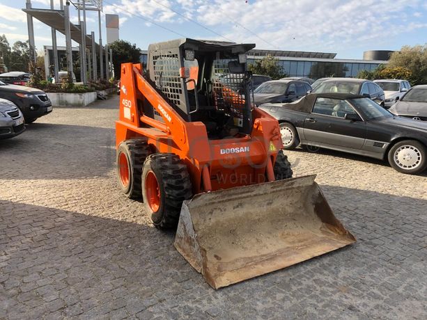 Mini Pá Carregadora Doosan 450 PLUS · Ano 2006