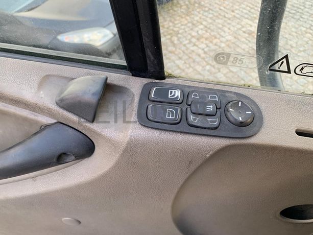 DAF CF 75.360 Tribasculante com Grua · Ano 2007