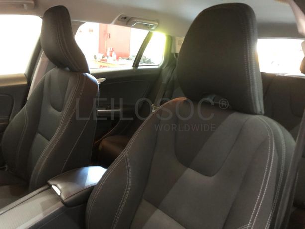 Volvo V60 · Ano 2016