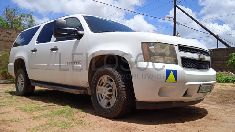 Chevrolet Suburban ·