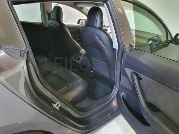 Tesla Model 3 Elétrico · Ano 2020