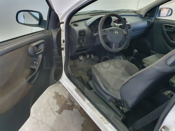 Opel Corsa C Van1.7DI · Ano 2001
