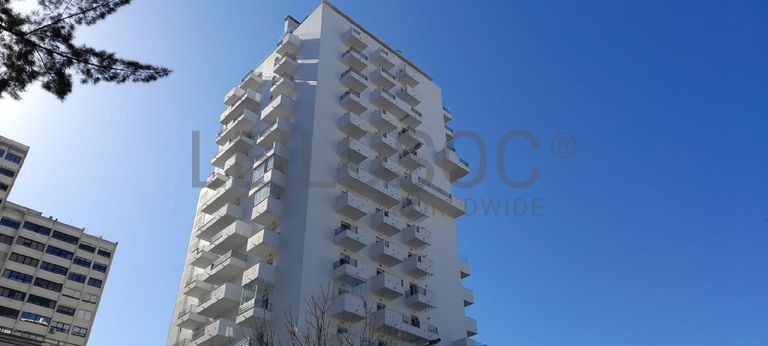 Apartamento T3 · Alfragide, Amadora