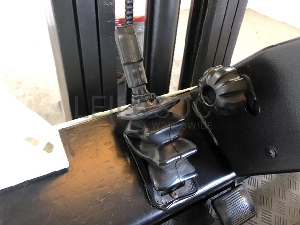 Empilhador Elétrico Fiat E25N · 2500KG