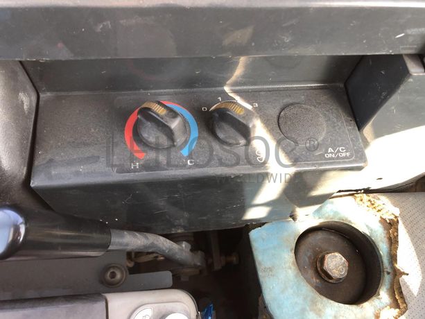 Mini Giratória Rastos Komatsu PC35MR-2