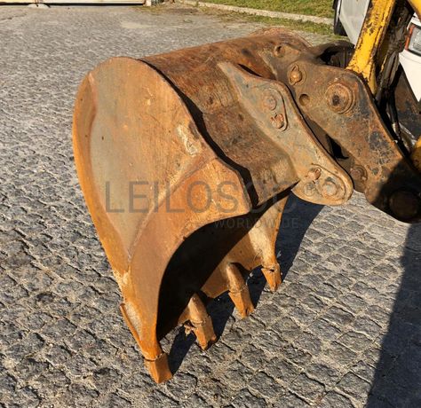 Giratória Rastos Komatsu PC88MR-8