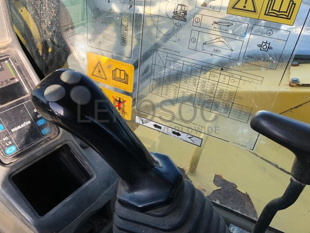 Giratória Rastos Komatsu PC88MR-8