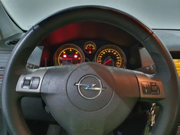 Opel Astra 1.7 CDTI · Ano 2005