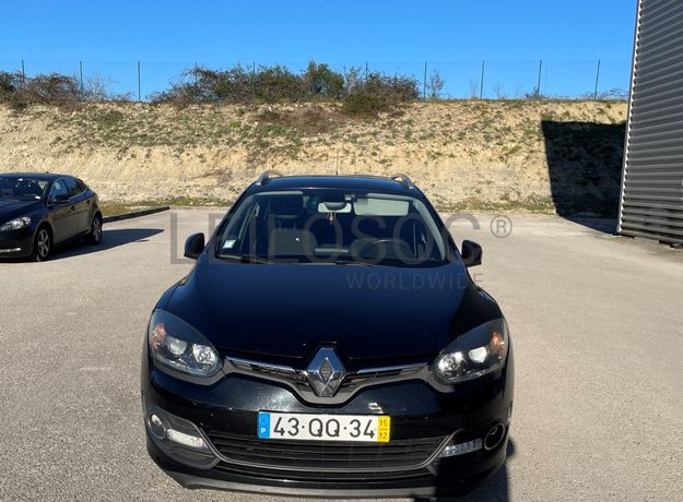 Renault Mégane Sport Tourer 1.5 DCI · Ano 2015