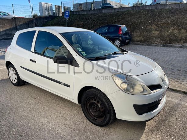 Renault Clio 1.5DCI · Ano 2008