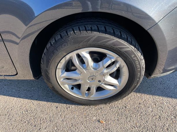 Renault Clio 1.5DCI · Ano 2008