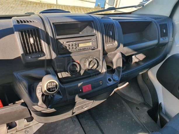 Peugeot Boxer 2.2HDI · Ano 2014