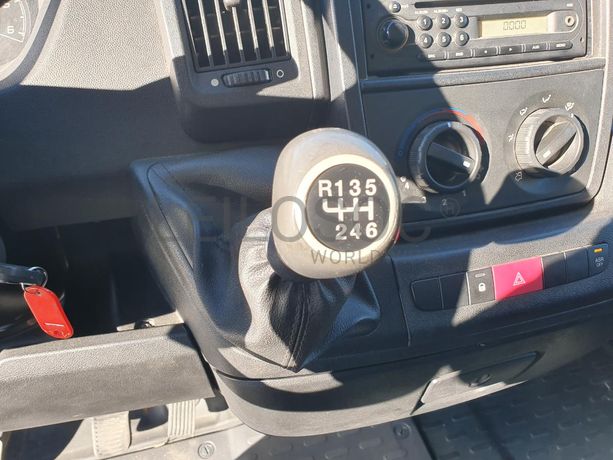 Peugeot Boxer 2.2HDI · Ano 2014