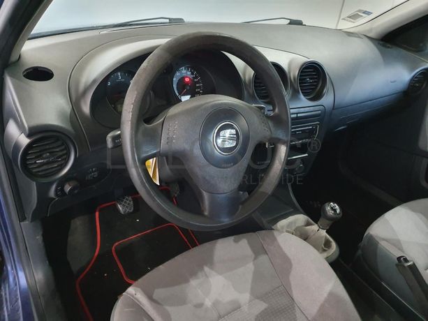 Seat Ibiza 1.4 TDI · Ano 2003