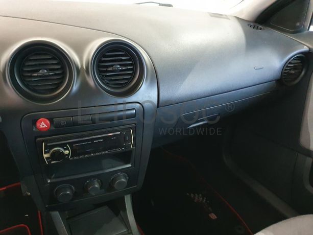 Seat Ibiza 1.4 TDI · Ano 2003
