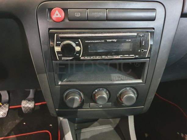 Seat Ibiza 1.4 TDI · Ano 2003