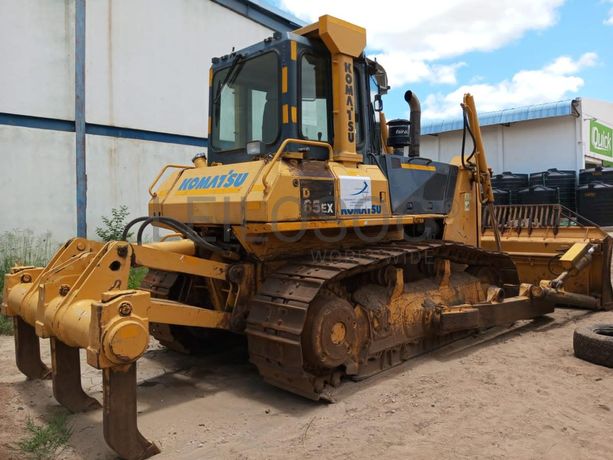 Bulldozer Komatsu ·