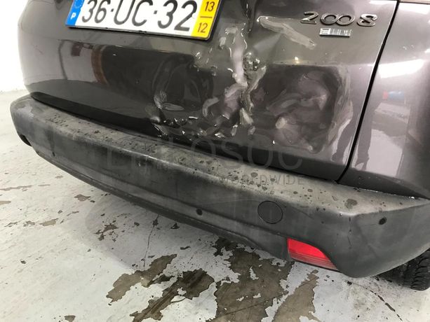 Peugeot 2008 1.6 HDI · Ano 2013