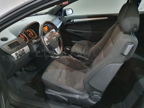 Opel Astra 1.3 CDTI · Ano 2008