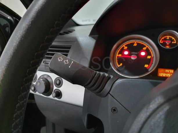 Opel Astra 1.3 CDTI · Ano 2008