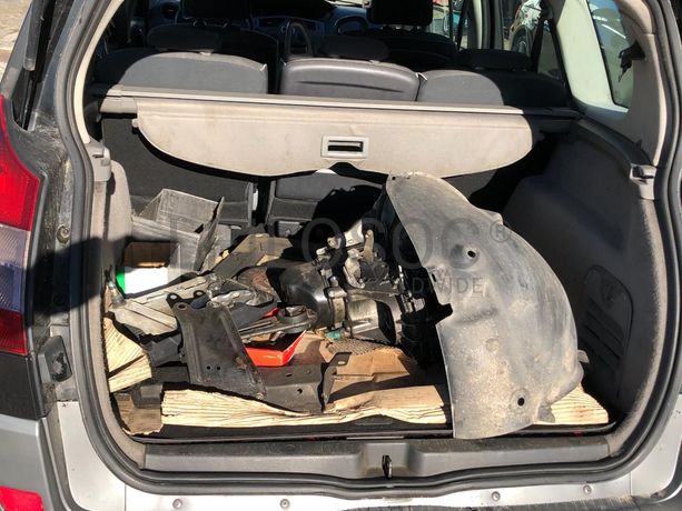 Renault Mégane Scénic 1.5 DCI · Ano 2004