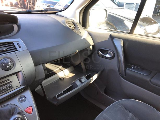 Renault Mégane Scénic 1.5 DCI · Ano 2004