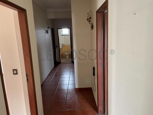 Moradia V4 · Ourém