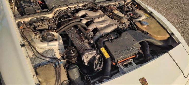 Porsche 944 Turbo