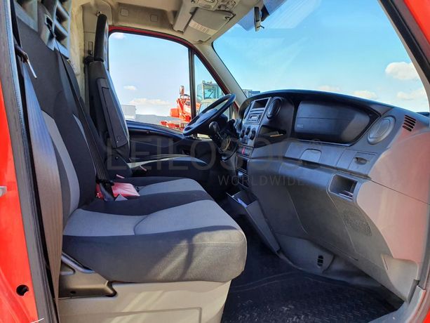 Iveco Daily 35C15 · Ano 2013