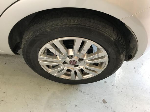 Fiat Punto 1.2 · Ano 2016