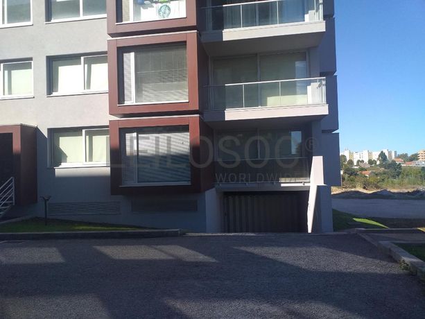 Apartamento T3 c/ Garagem  · Vila Nova de Gaia