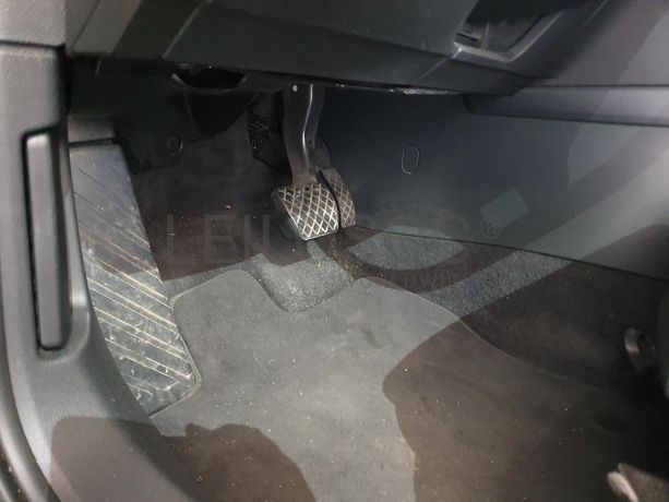 Volkswagen Passat 1.6 TDI · Ano 2015