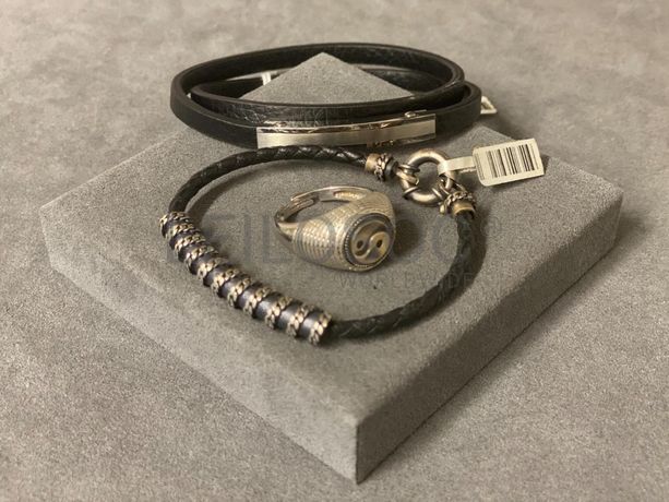 Pulseiras + Anel em prata e outros materiais