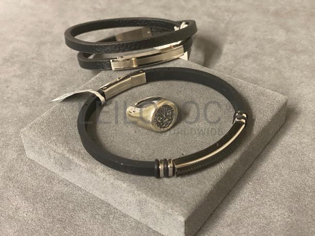 Pulseiras + Anel em prata e outros materiais