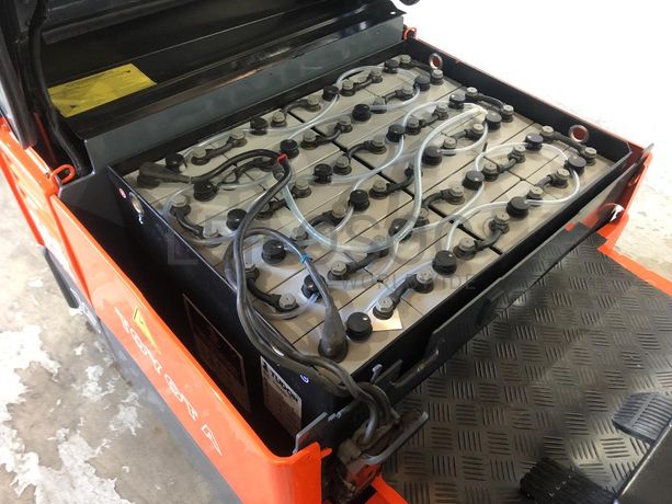 Empilhador Toyota Elétrico 1500 KG