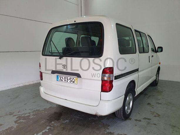 Toyota Hiace 2.4D · Ano 2001