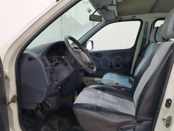 Toyota Hiace 2.4D · Ano 2001