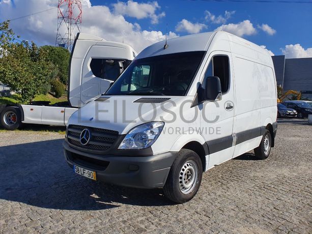 Mercedes-Benz Sprinter 210 CDI · Ano 2011  