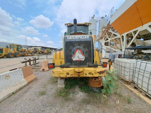 Pá carregadora CATERPILLAR 930H